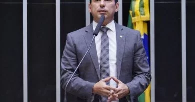 Ramos defende Governo do Amazonas e acusa Pazuello por omissão em Manaus