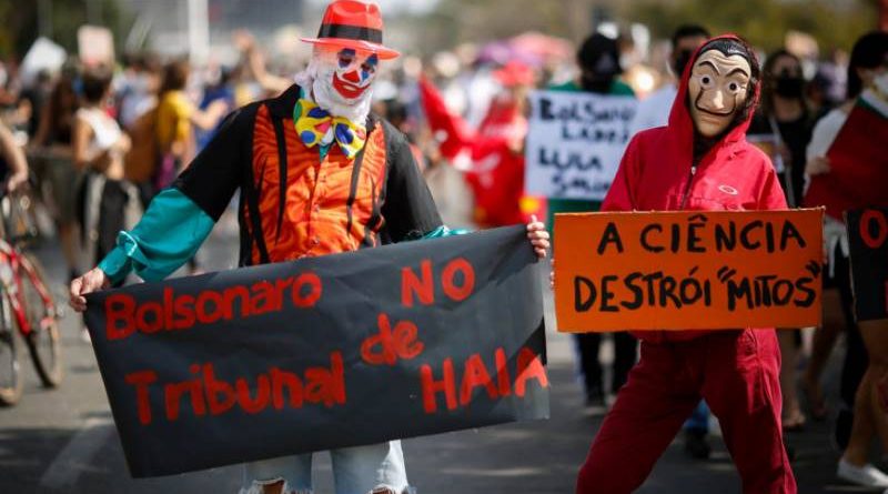 Imprensa mundial repercute protestos contra Bolsonaro