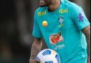 Após acusações, Neymar cobre símbolo da Nike em uniforme da Seleção com emoji no Instagram