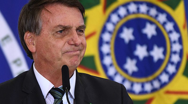Bolsonaro tem 15 dias para provar fraude nas eleições de 2018, decide TSE