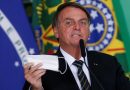 Bolsonaro fala em R$ 300 para o Bolsa Família e força equipe econômica a encontrar recursos