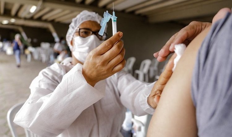Postos de vacina que vão fazer viradão serão divulgados hoje em Manaus