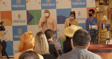 Prefeitura anuncia ‘Mostra Folclórica de Manaus’, durante entrega de alimentos a entidades folclóricas