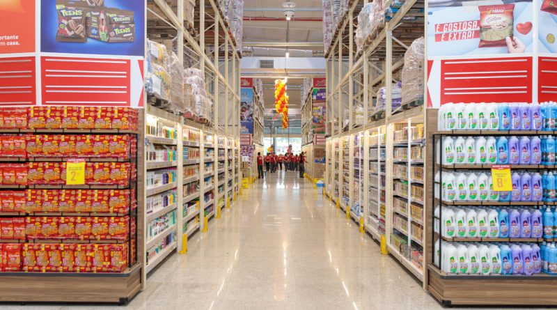 Supermercado em Manaus oferece produtos a partir de R$ 1,99, neste fim de semana