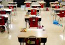 Alunos e professores vacinados não precisam usar máscara nos EUA