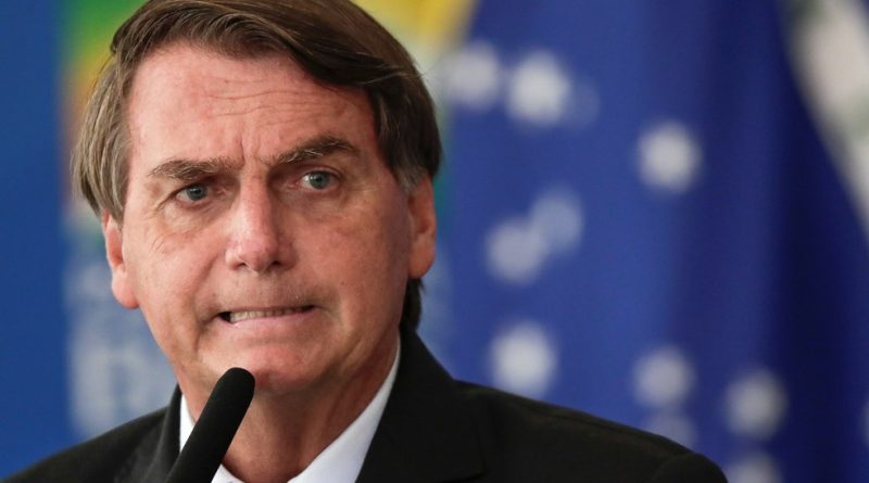 TSE apresenta ao Supremo notícia-crime contra Bolsonaro por vazamento de inquérito sigiloso