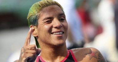 Ana Marcela Cunha é campeã olímpica na maratona aquática em Tóquio