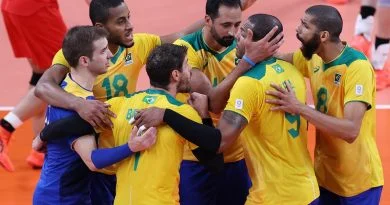 Brasil bate o Japão e vai à semifinal no vôlei masculino das Olimpíadas