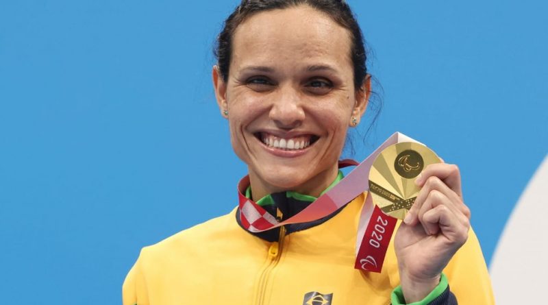 Carol Santiago fatura seu 2º ouro, e Brasil leva mais duas pratas e um bronze nas Paralimpíadas