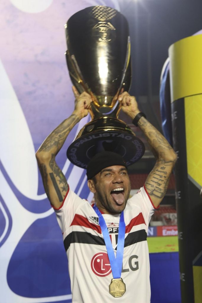 Jana confirmou com você né? de vir na segunda para começarmos a experiência de 15 dias?