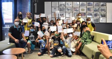 Crianças participantes do primeiro dia do ‘Creative Day’ recebem certificado
