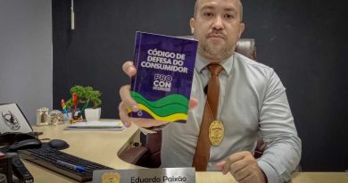 Delegacia do Consumidor orienta sobre a compra de material escolar