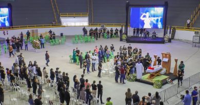 Corpo de Paulinha Abelha é velado em Aracaju; segundo velório aberto está marcado para sexta em Simão Dias